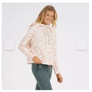 Vuori Women's Light Pink Beach Hoodie